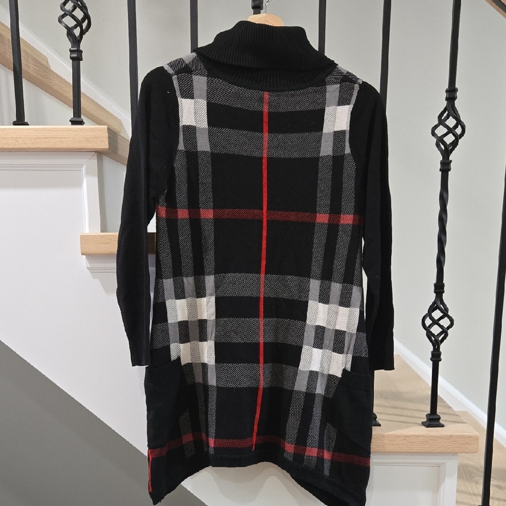 Plaid Turtleneck Sweater Dress - Black and Red